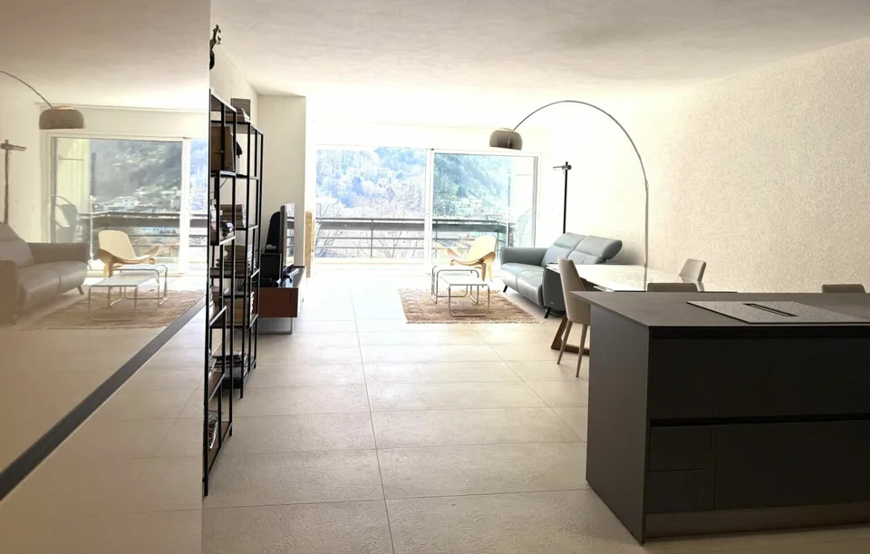 Prächtige 3.5-Zimmer-Wohnung im Wohnresort von Cadro