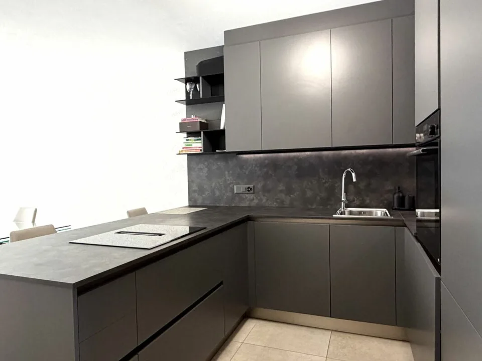 Prächtige 3.5-Zimmer-Wohnung im Wohnresort von Cadro