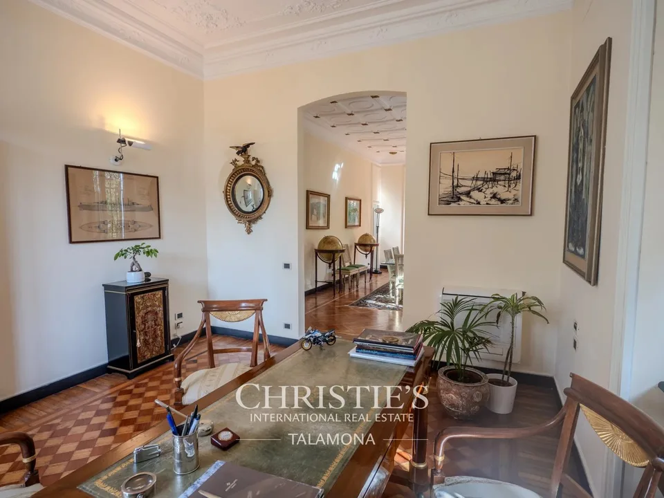 Historische Villa mit Meerblick in Genova – Foto 13 von 13