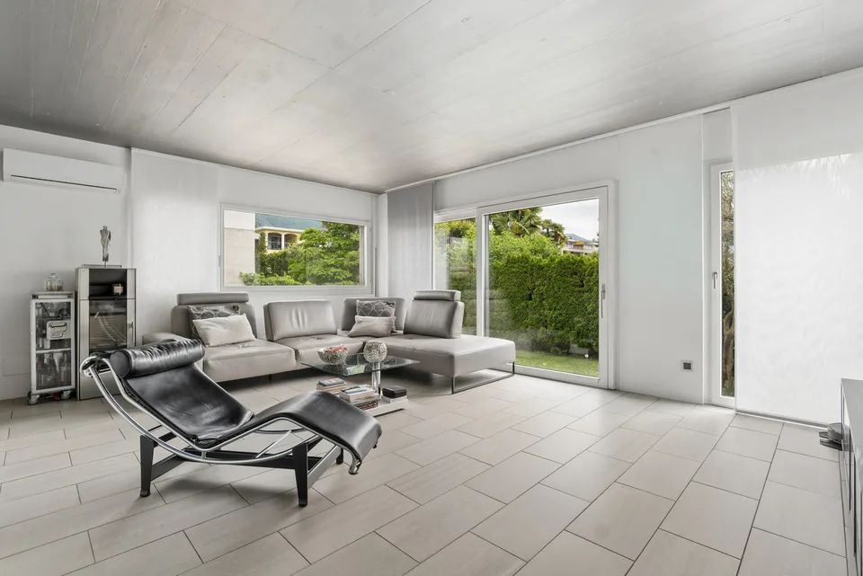Moderna elegante villa in posizione centrale ad Ascona