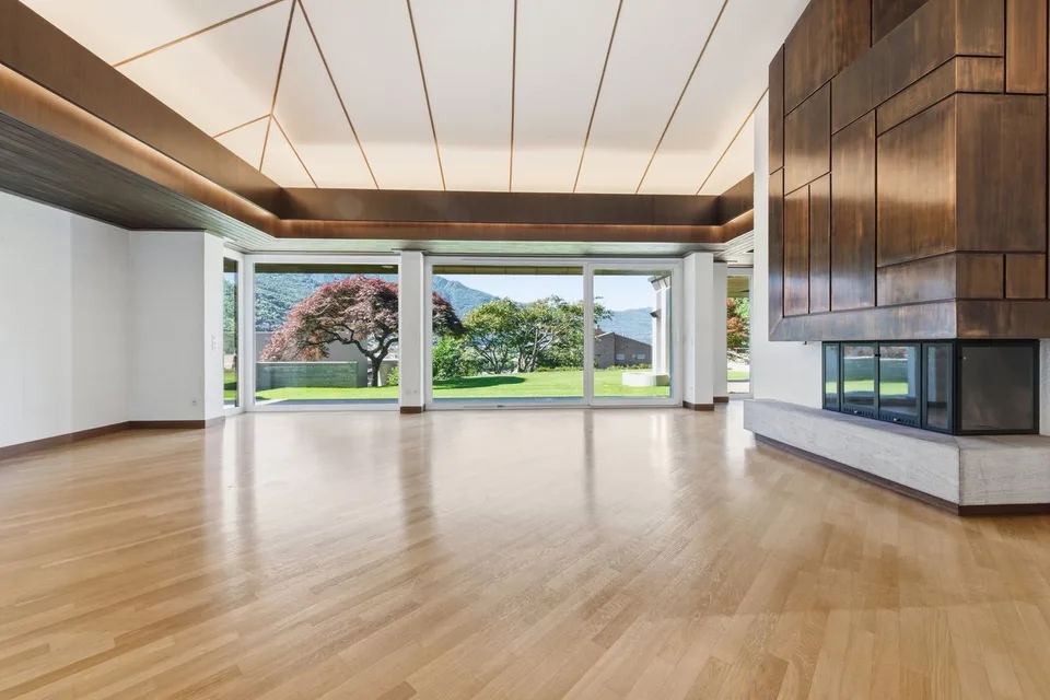 Exklusive Villa mit Pool an privilegierter Lage – Foto 8 von 15