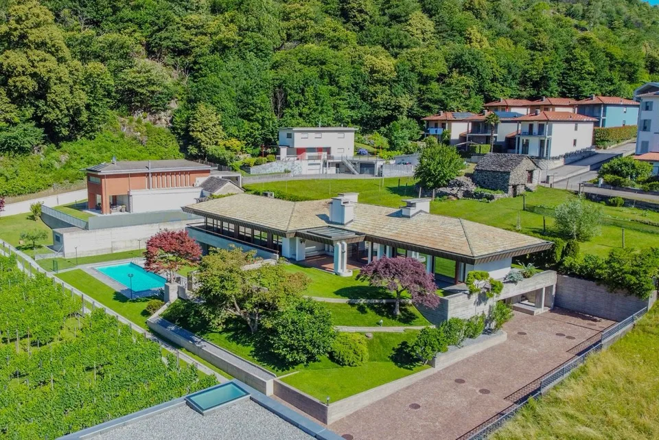Exklusive Villa mit Pool an privilegierter Lage