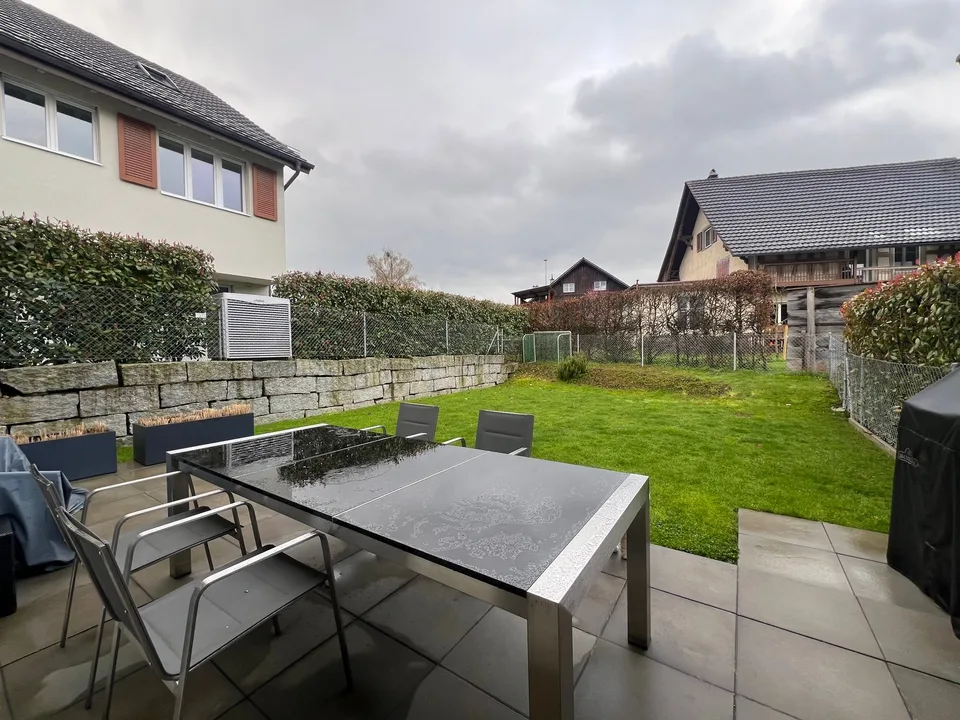 Maison de rang moderne de 6,5 pièces dans un quartier calme de Warth – photo 6 sur 14