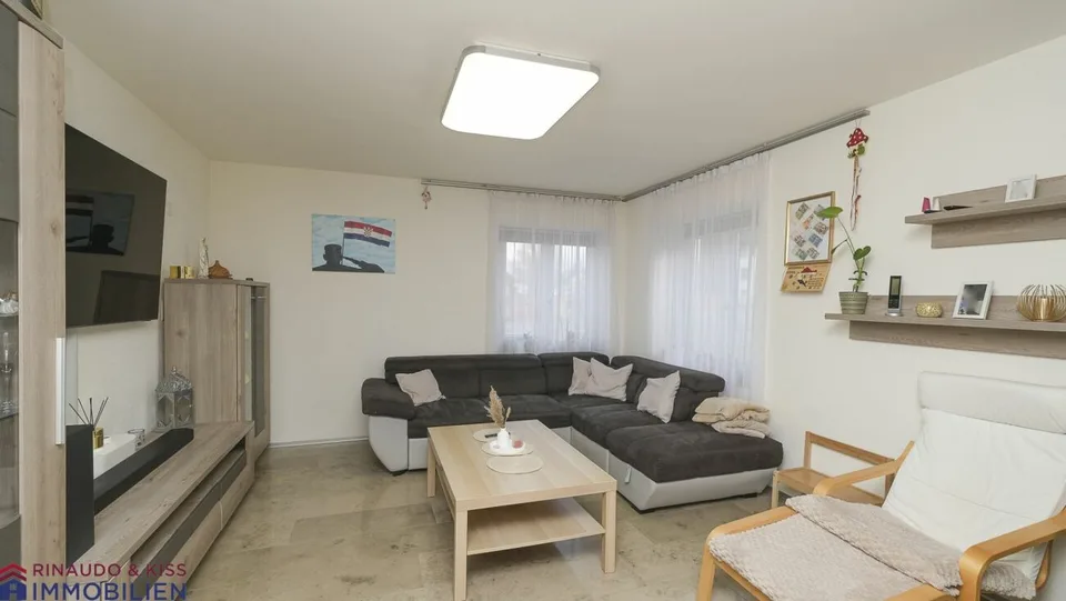 Una casa, due abitazioni piene di possibilità