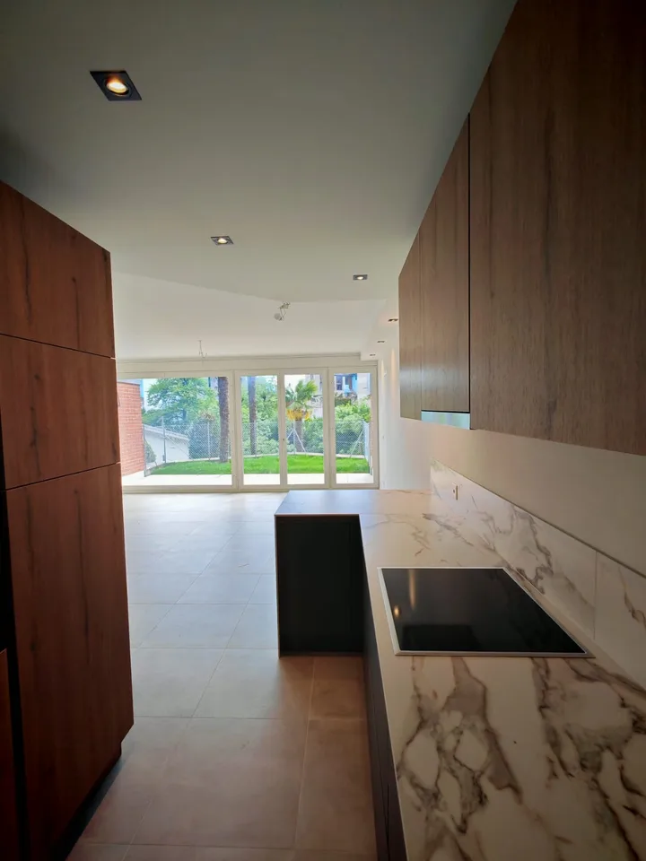Stilvolle, renovierte Duplex-Wohnung mit Garten – 3 Schlafzimmer – Zweitwohnsitz möglich