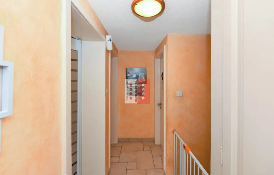 Haus im Dorf mit 3.5 Zimmern in Fully – Foto 19 von 24