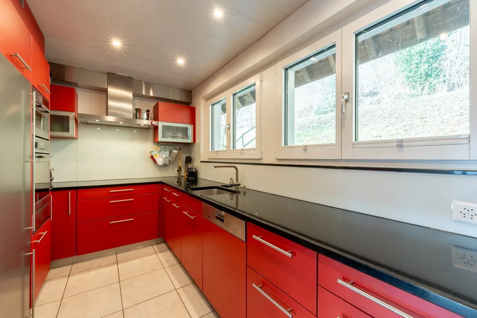 Maison de campagne premium sur une grande parcelle de construction