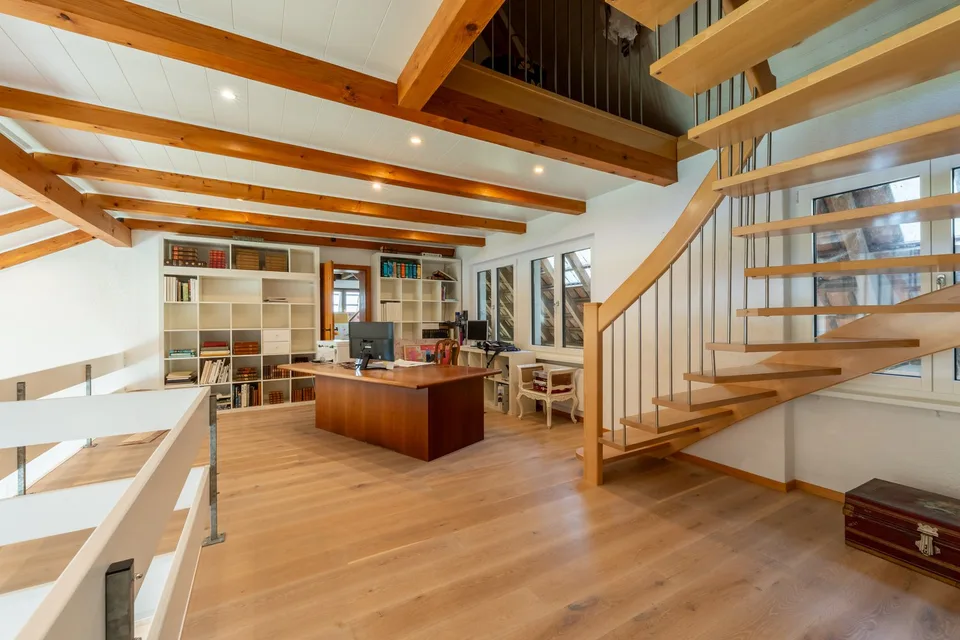 Maison de campagne premium sur une grande parcelle de construction