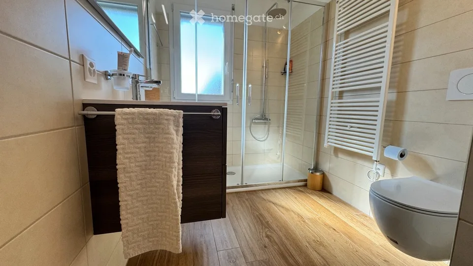 Dachgeschoss mit Terrasse und Panoramablick neu!