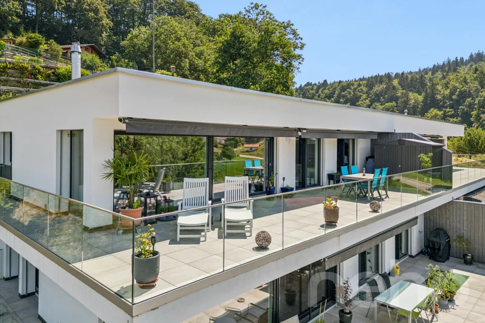 Wohnen mit Aussicht - stilvolle Terrassenwohnung in Plasselb – Foto 12 von 17