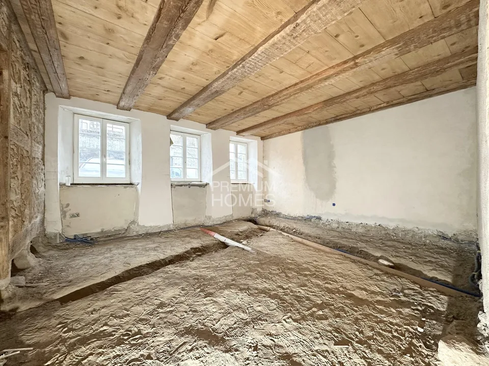 Geschmackvolles Mehrfamilienhaus mit 3 Wohneinheiten - BEWILLIGT!