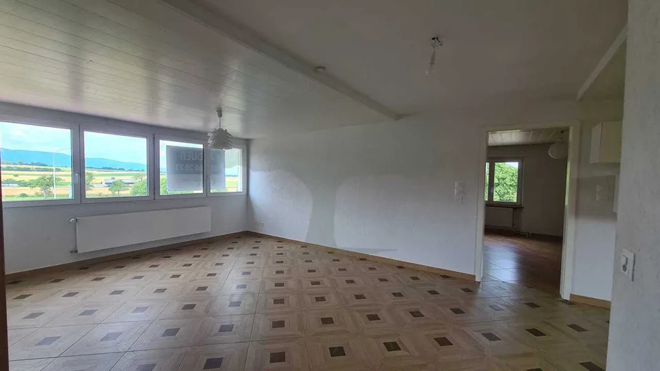 Casa familiare a due appartamenti di 3,5 locali e tre garage – foto 7 di 13