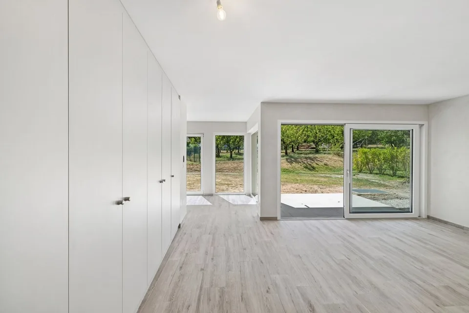 Appartement neuf de 2.5 pièces avec de magnifiques extérieurs – foto 16 di 22