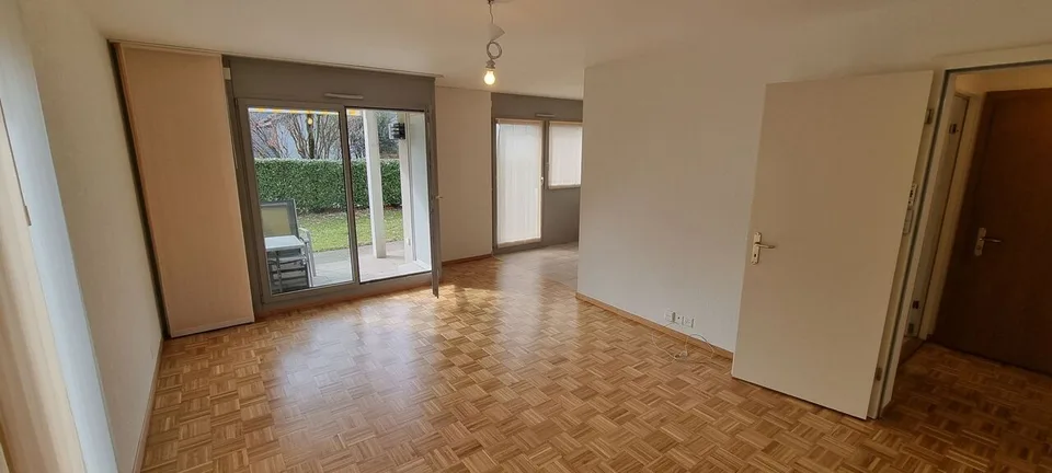 Appartamento di quattro locali con terrazza e giardino