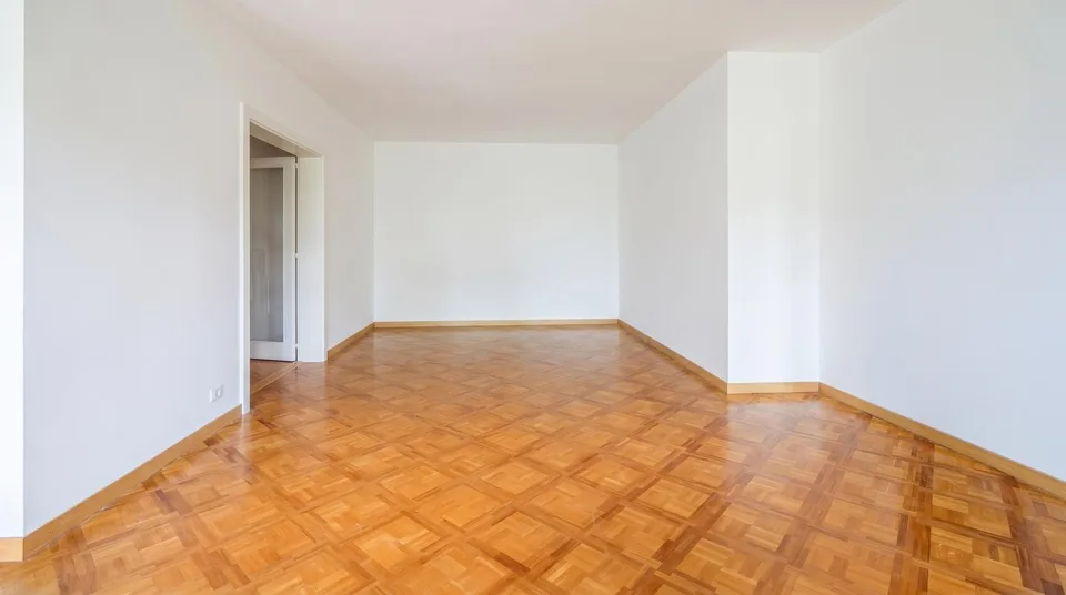 Champel - appartement traversant, étage élevé