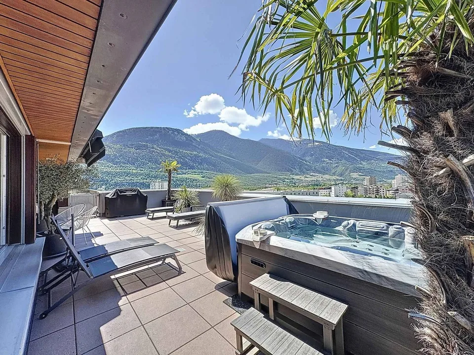 Dachgeschoß-Duplex mit Panoramaterrasse - Zweitwohnsitz