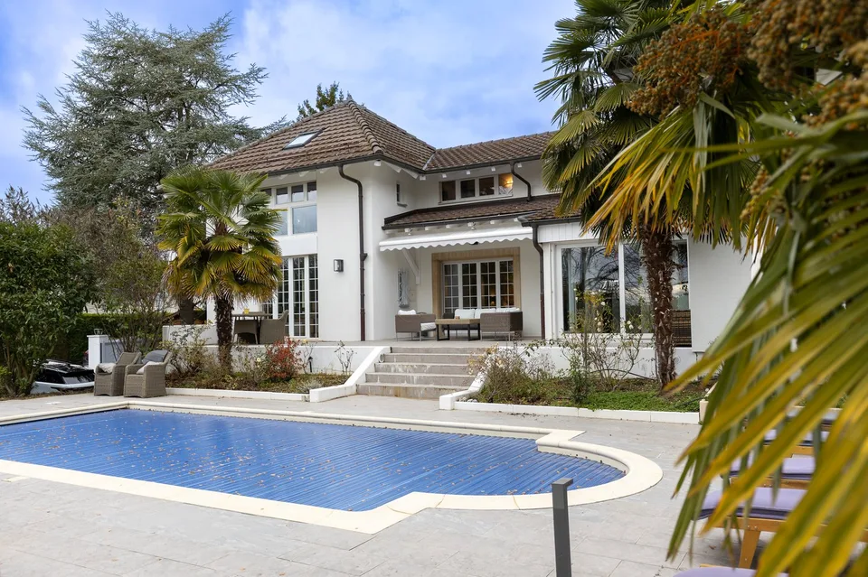 Spacieuse propriété au coeur de la Terre Sainte avec piscine