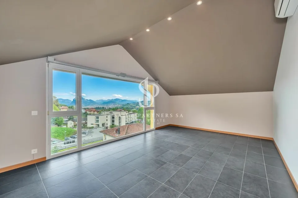 Moderna casa – foto 10 di 18