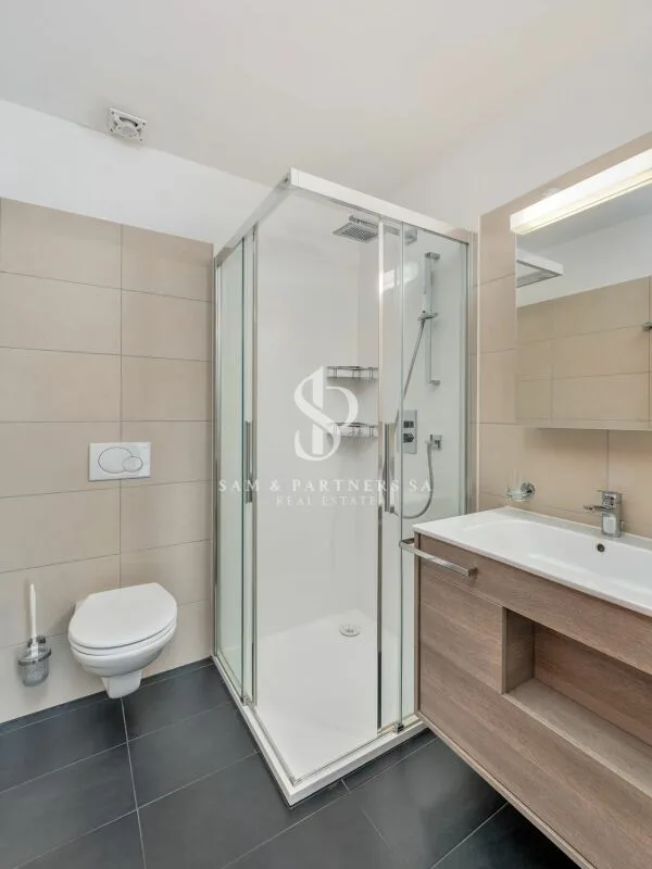 Moderna casa – foto 14 di 18