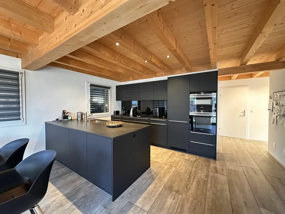 Casa unifamiliare di 5½ locali con costruzione di alta qualità in una posizione meravigliosa