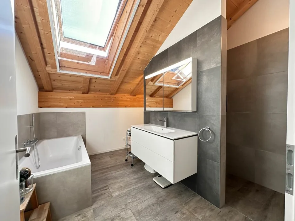 Casa unifamiliare di 5½ locali con costruzione di alta qualità in una posizione meravigliosa