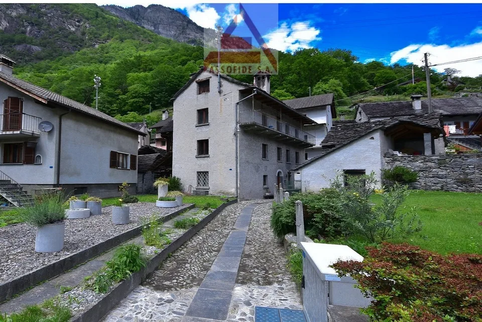Typischer tessiner Charme / Tipico fascino ticinese – Foto 8 von 8