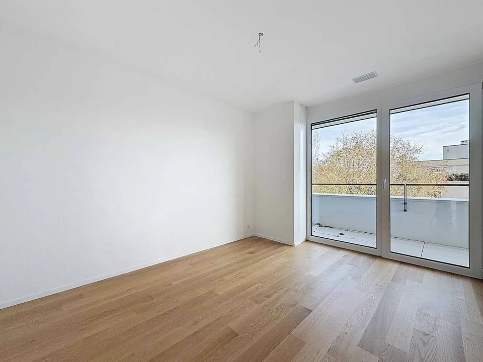 Luxuriöse 4.5-Zimmer-Eckwohnung mit Terrasse