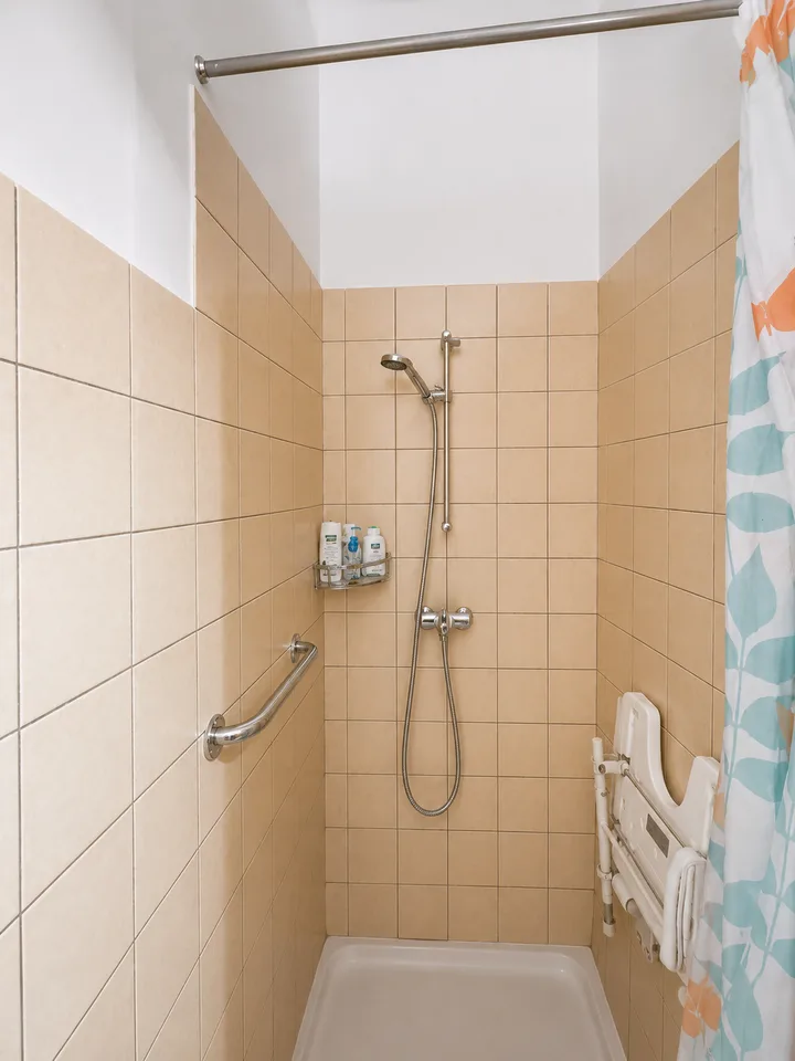Grande Casa Bifamiliare di 9 locali da rinnovare, con terreno edificabile – photo 11 sur 26