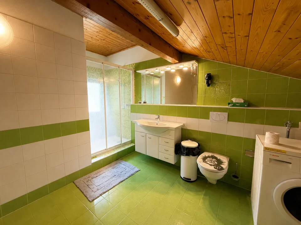 Grande Casa Bifamiliare di 9 locali da rinnovare, con terreno edificabile – photo 23 sur 26