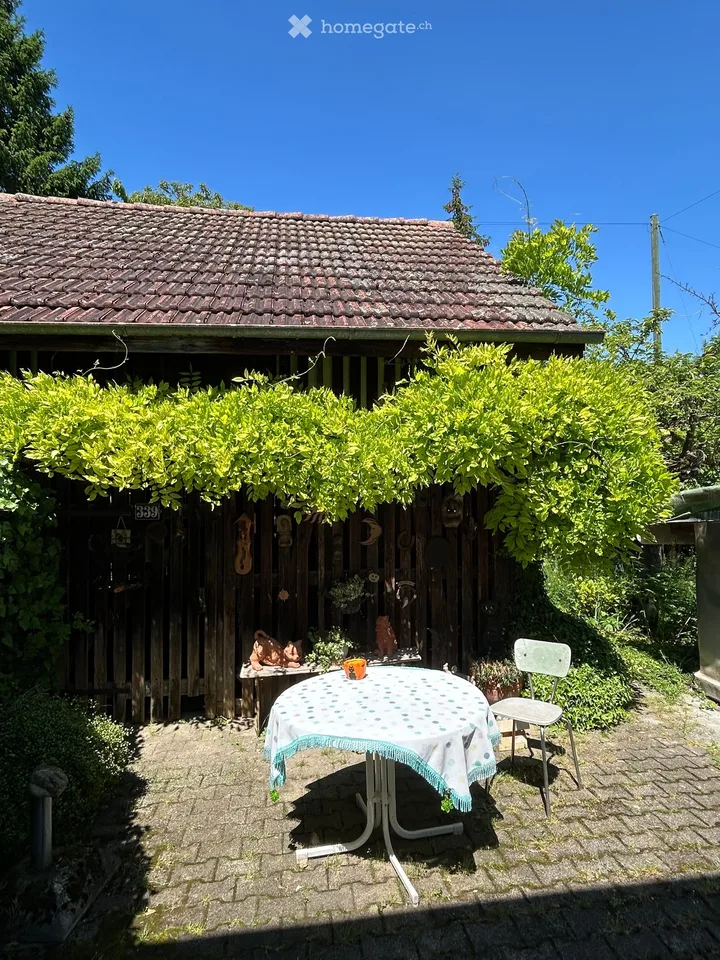 Wohnhaus in Frick mit 1548 m² Grundstück