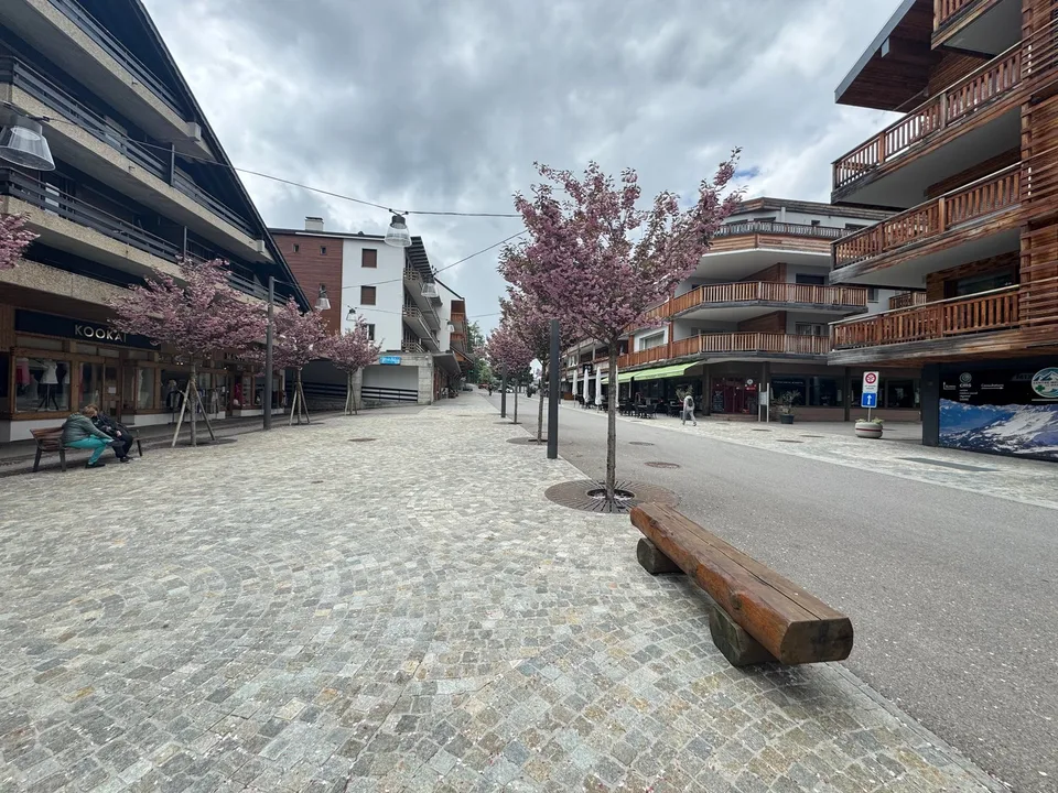 Charmanter Einzelhandelsraum im Herzen von Montana, Crans-Montana – Foto 12 von 12