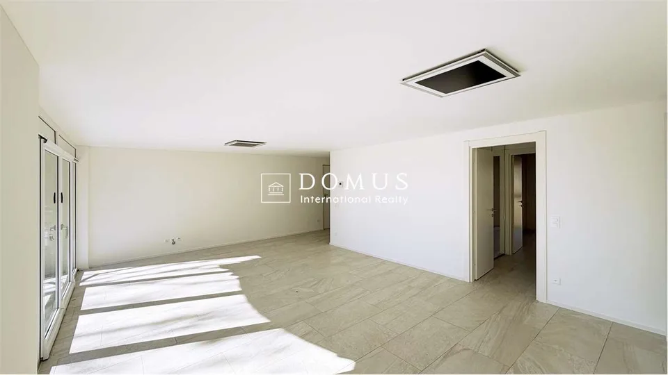 Helles 3.5-Zimmer-Wohnung mit Hobbyraum 40 m² und 2 Autostellen