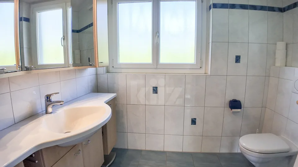 Villa au calme idéalement située – photo 8 sur 13