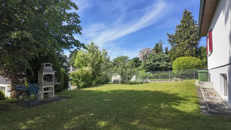 Villa au calme idéalement située – photo 11 sur 13