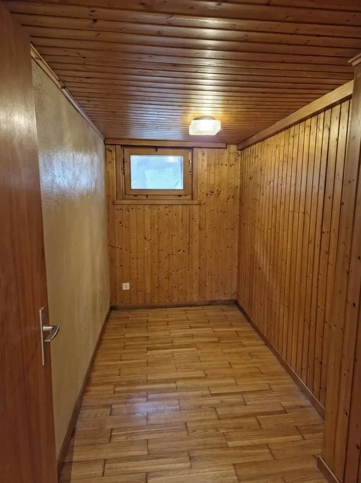 4.5-room apartment with rustic charm – photo 8 of 11