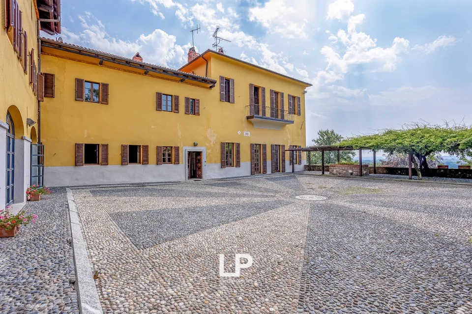 Single-family house Pombia – photo 20 of 30