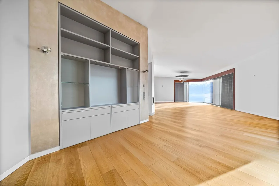 Moderne Dachgeschoss mit spektakulärer Aussicht
