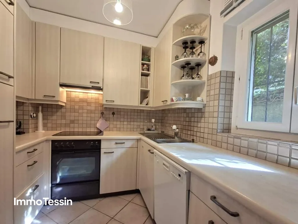 Ferienhaus mit traumhafter Seesicht auf den Lago Maggiore – Foto 11 von 13