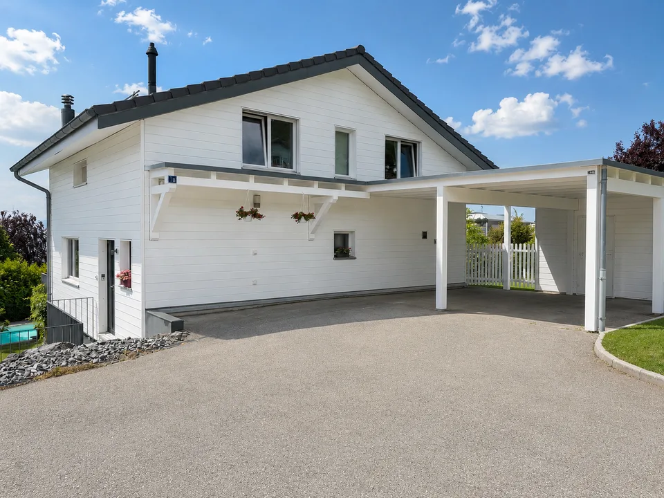 Arzier-Le Muids – Villa individuelle, piscine et vue panoramique