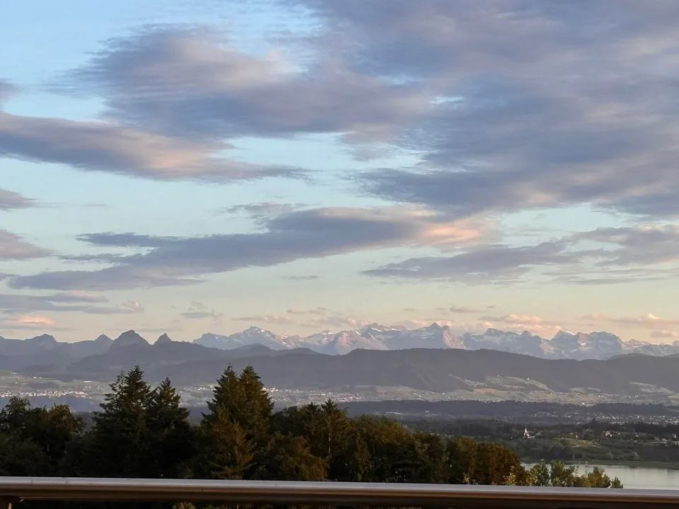 Traumhafte Familienwohnung mit herrlichem Ausblick – Foto 11 von 12