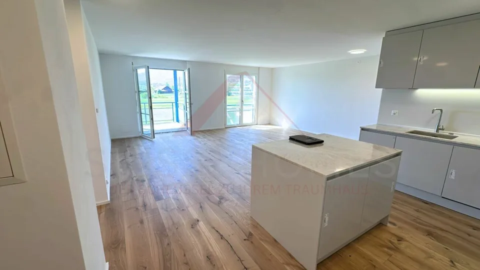 Stilvoll renovierte 3.5-Zimmer-Wohnung mit Balkon am grünen Stadtrand von Solothurn