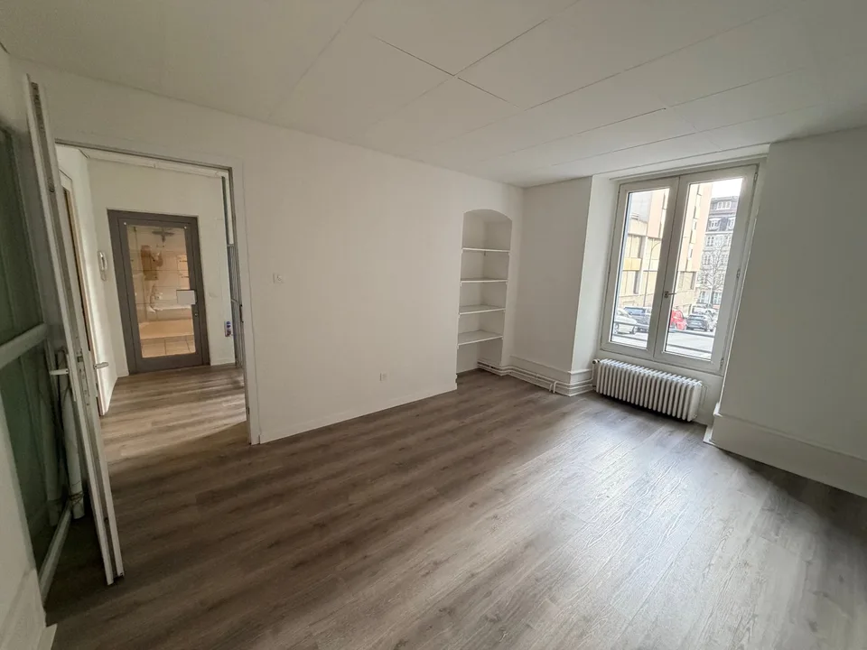 Surface commerciale de 70 m² à louer – Emplacement recherché à Lausanne