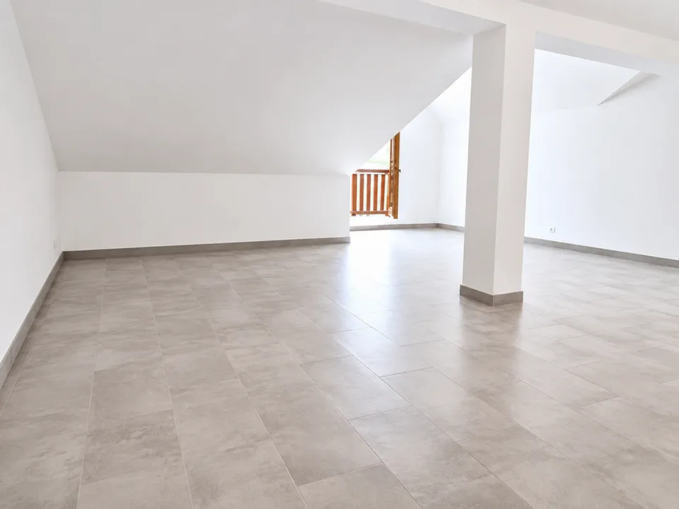 Zweieinhalb-Zimmer-Wohnung im 4. Stock