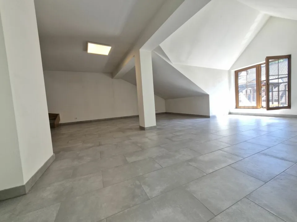 Zweieinhalb-Zimmer-Wohnung im 4. Stock