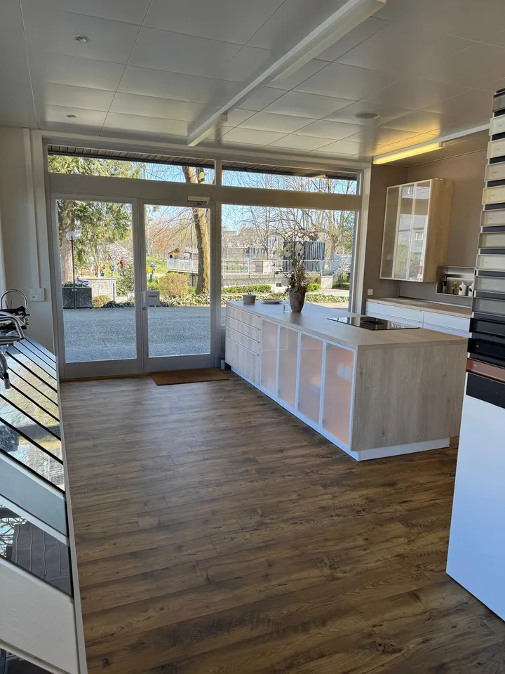 Ihr neues Business - Büro - Atelier - Praxis