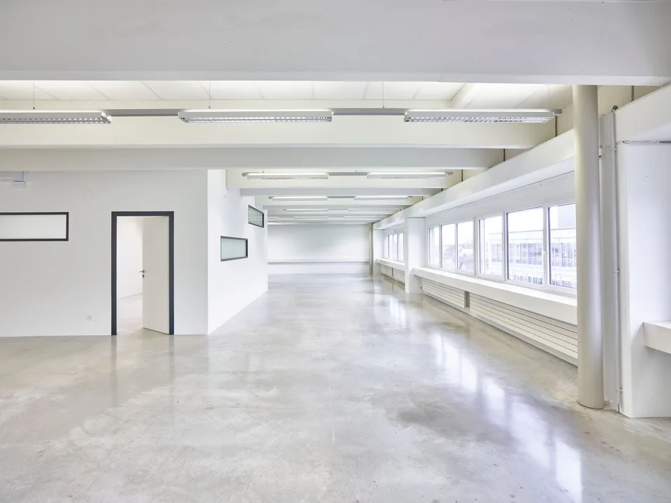 Bürofläche auf 240m2 - voll ausgebaut und klimatisiert