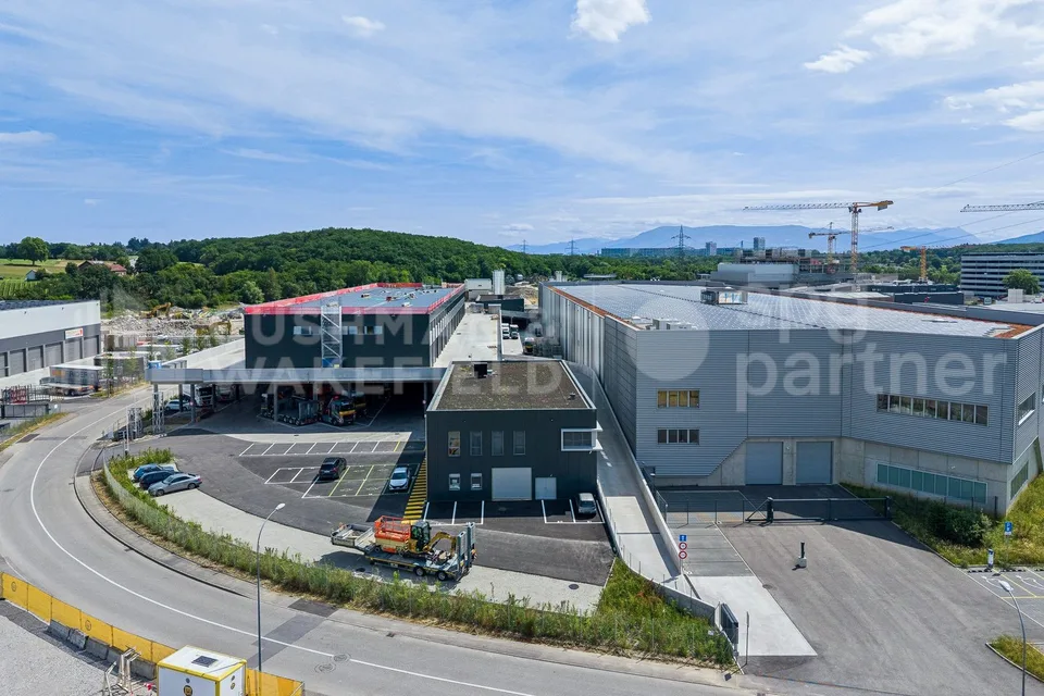 Box artisanaux dans le hub industriel genevois - SATIGNY (Bois-de-Bay)