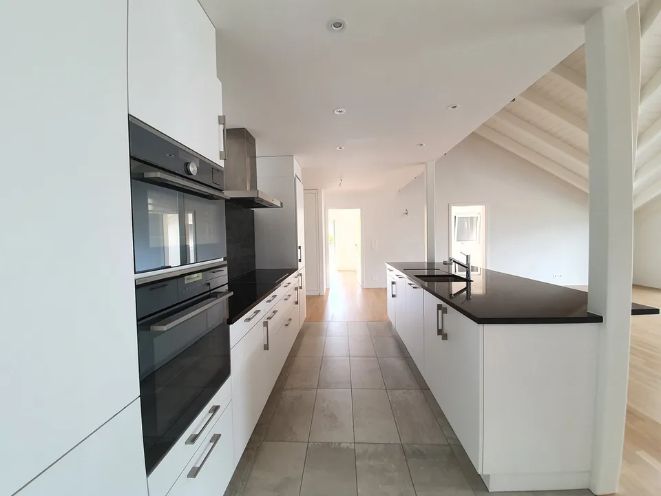 BIEN D'EXCEPTION ! MAGNIFIQUE APPARTEMENT EN DUPLEX DE 8.5 PIÈCES