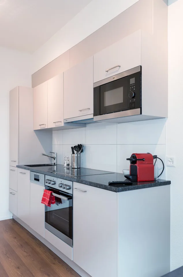 Charmantes möbliertes 2 Zimmer-Apartment mit Balkon in Zürich-Altstetten