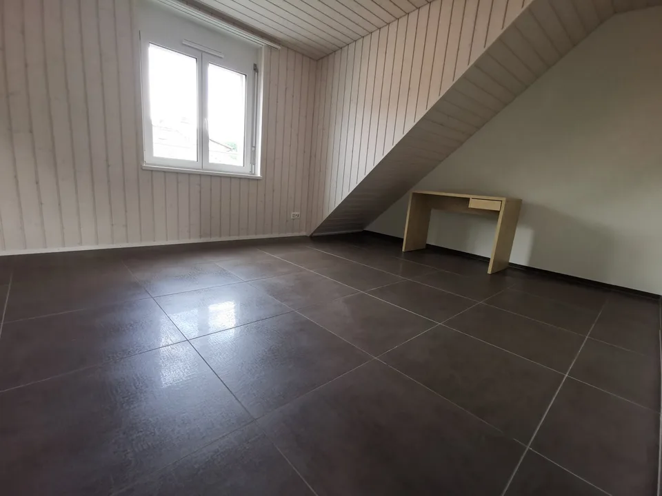 Moderne 3-Zimmer-Dachwohnung an der Aarauerstrasse in Olten
